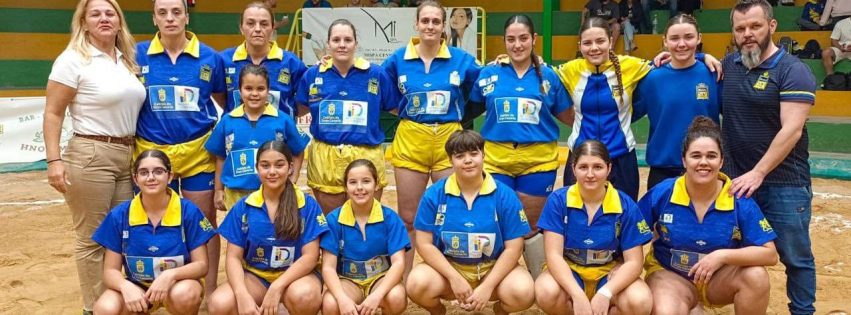 CLUB LUCHA MANINIDRA FEMENINO
