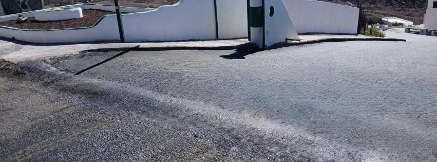 Calle de la Urbanización de El Faro de Sardina ya asfaltada
