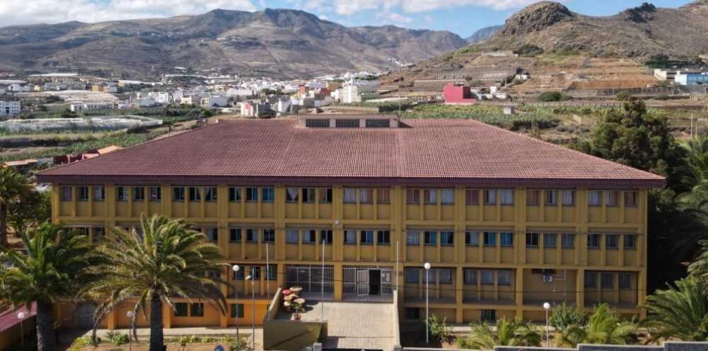 Colegio De Barrial