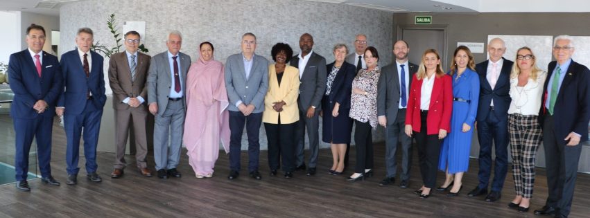 Cuerpo Consular Las Palmas con alcalde San Bartolomé de Tirajana