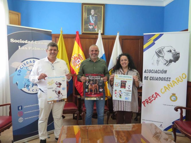 El Alcalde Alfredo Gonçalves Ferreira Junto A Jacinto Martín Abrante Y Chary Matos Silva Durante La Presentación De Los Certámenes