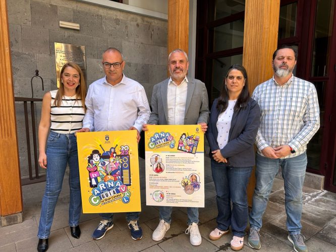 El Alcalde Alfredo Gonçalves Ferreira Junto A Los Concejales Julián Melián Y Nayra Pérez A La Izquierda De La Imagen Y Alejandra García Díaz Y Alejandro Rivero Durante La Presentación Del Cartel
