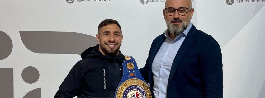 El consejero de Deportes, Aridany Romero, recibe al boxeador Samuel Carmona tras su reciente título europeo El consejero de Deportes, Aridany Romero, recibe al boxeador Samuel Carmona tras su reciente título europeo