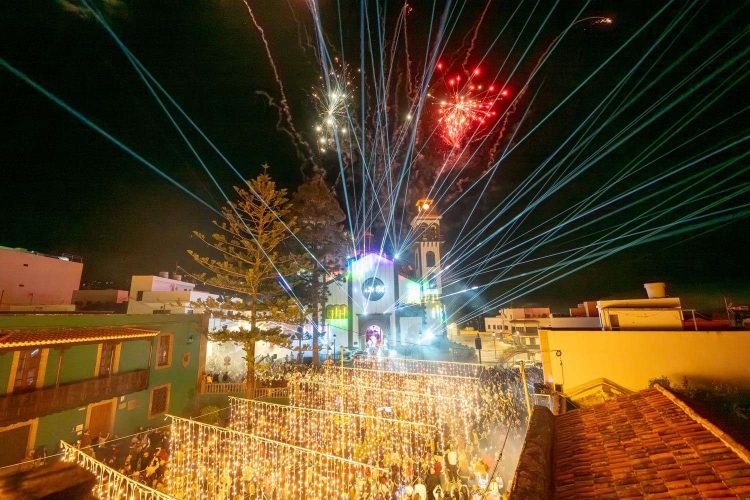 Encendido Navideño Moya