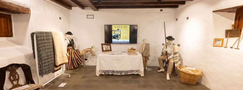 Exposición Los Hilos del Ayer en el Museo Agáldar 2 Exposición Los Hilos del Ayer en el Museo Agáldar 2