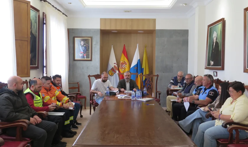 La Junta de Seguridad, presidida por el alcalde, Alfredo Gonçalves Ferreira, se celebró en el salón de plenos de la Casa Consistorial
