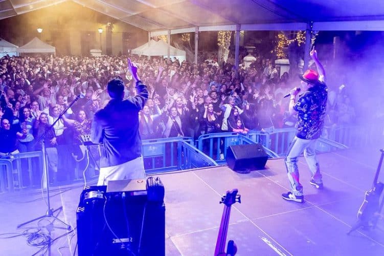 La Plaza Grande Registró Un Lleno Absoluto En Esta Edición Del Festival Recréate En Guía