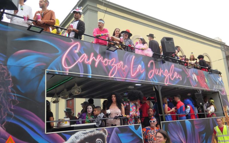 La carroza La Jungla en la cabalgata del pasado año en Guía (2)