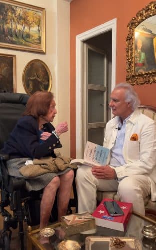 Mercedes Álvarez Con El Doctor Manuel De La Peña 2