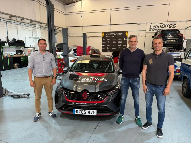 Piloto Aldeano En Mundial Rally