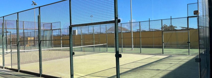 Pistas de pádel en la Ciudad Deportiva Venancio Monzón
