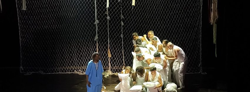 Representación teatral Atrapasueños en el Guaires