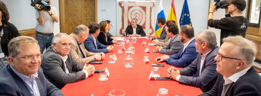 Reunioìn entre la Mancomunidad del Norte y el Gobierno de Canarias