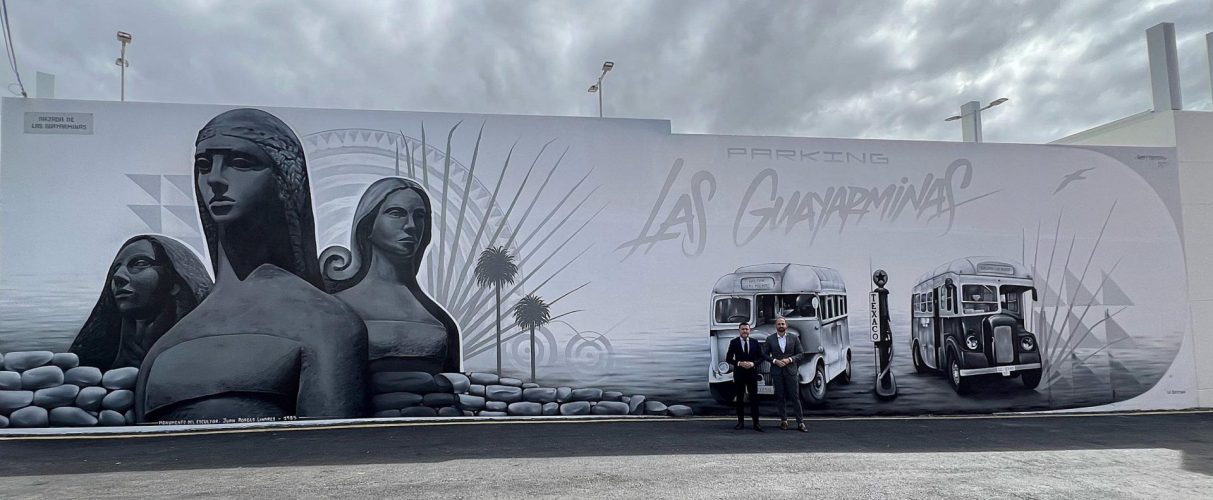 Teodoro Sosa Y Julio Mateo En El Mural De La Bajada De Las Guayarminas
