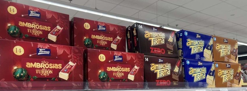 Tirma Turrón causa furor en HiperDino 1