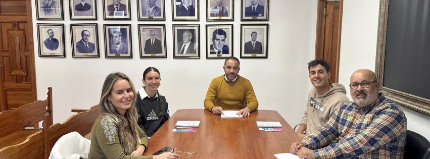 VOLUNTARIOS ESPACIO JOVEN