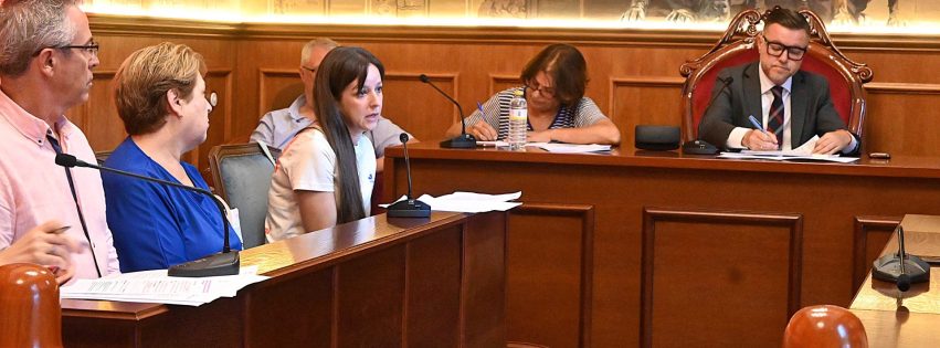 Valeria Guerra concejala de Hacienda durante el Pleno municipal de este jueves