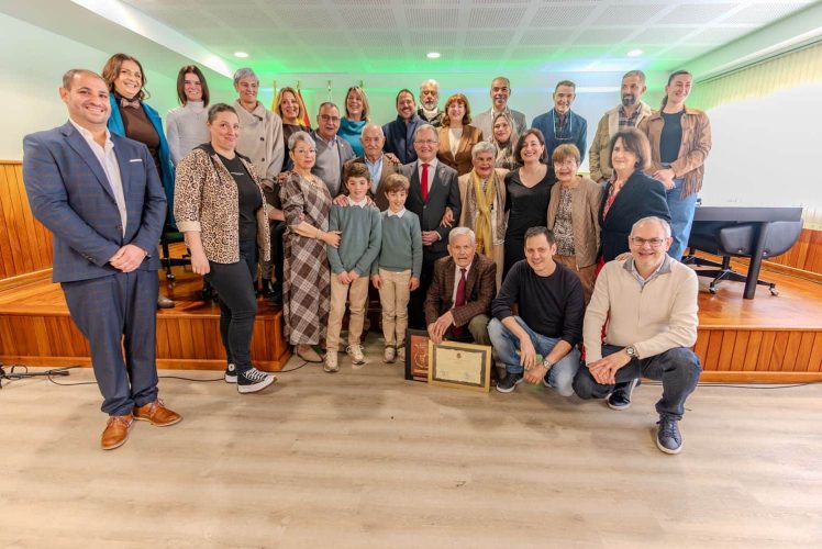 Valleseco Distinguió A Goyita Y Tito (21)