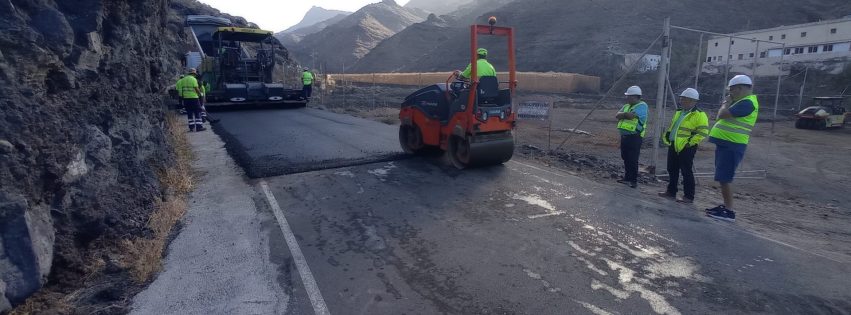 Visita a las obras del acceso a la playa de Tasarte 2
