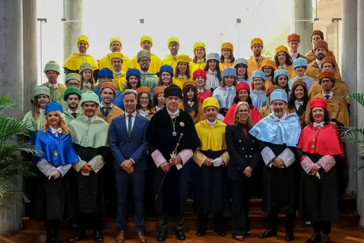 Grupo Universidad Copia