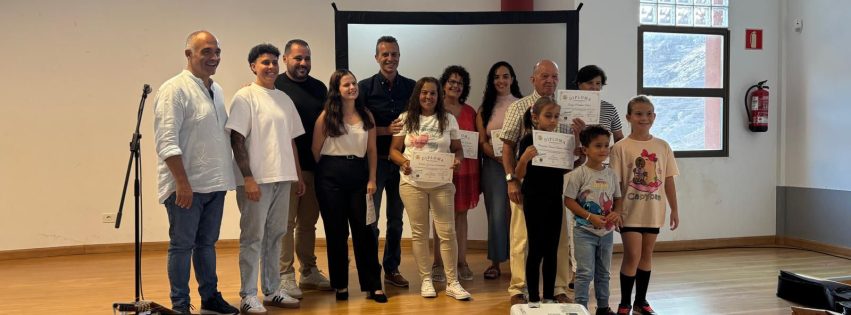 homenaje a la Escuela Verseadora